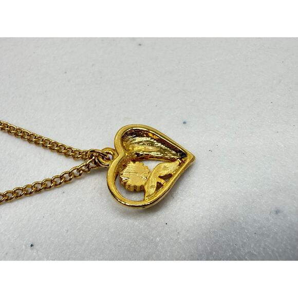 Vintage Necklace Pendant Red Rhinestone Gold Tone Heart Flower 18 in curb chain - Picture 4 of 11